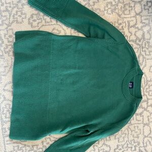 GAP Women's Emerald Green Crew Neck Sweater